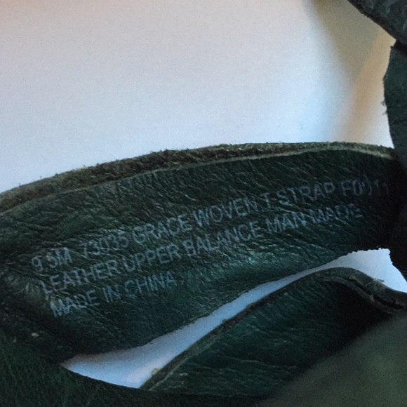 Frye Green Leather T-Strap Heels - Picture 11 of 12